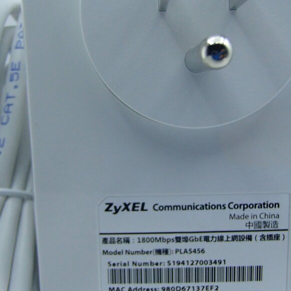 Zyxel 2000 Mbps HomePlug AV2 Powerline Pass-Thru 2-Port Gigabit Ethernet Adapter - Picture 2 of 4